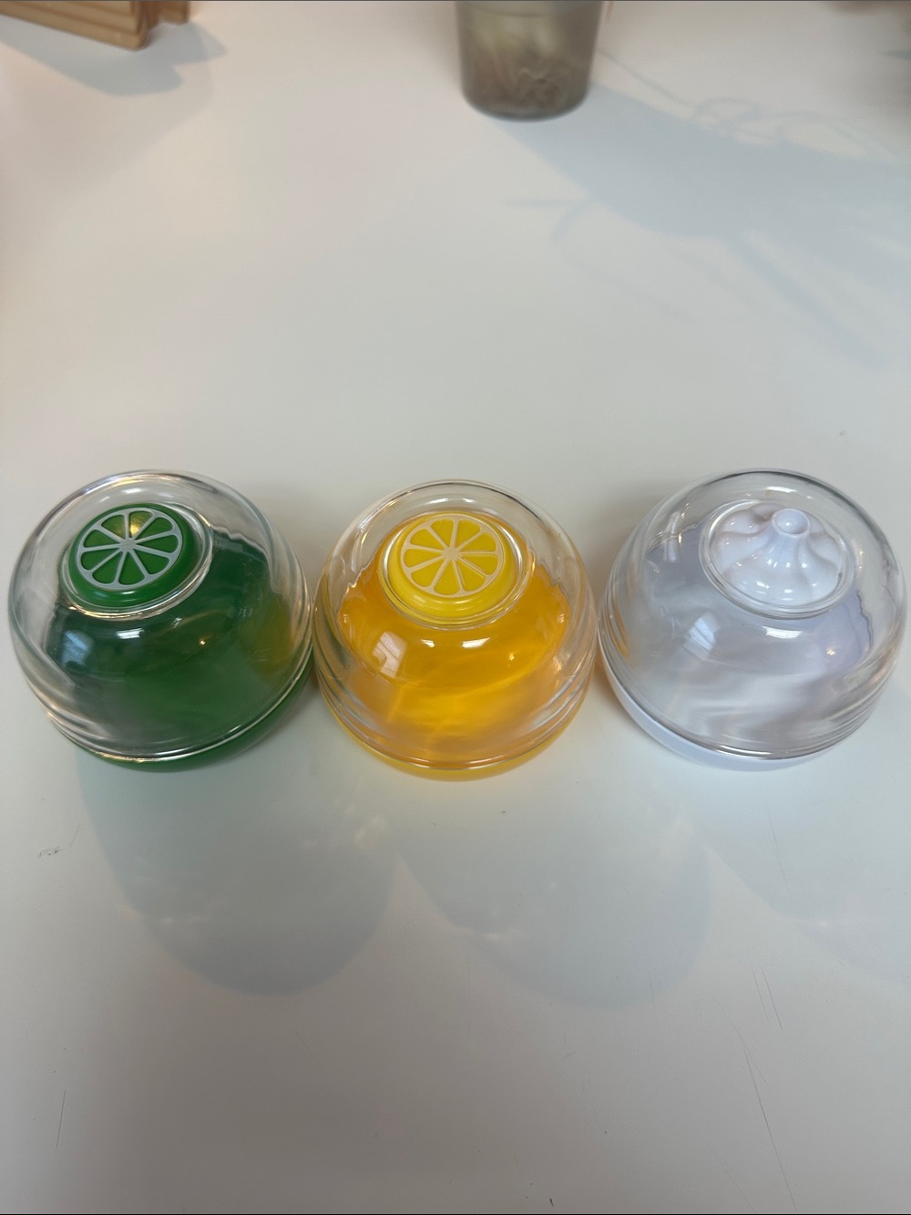 Set of 3 Clear storage, lemon/ lime and garlic